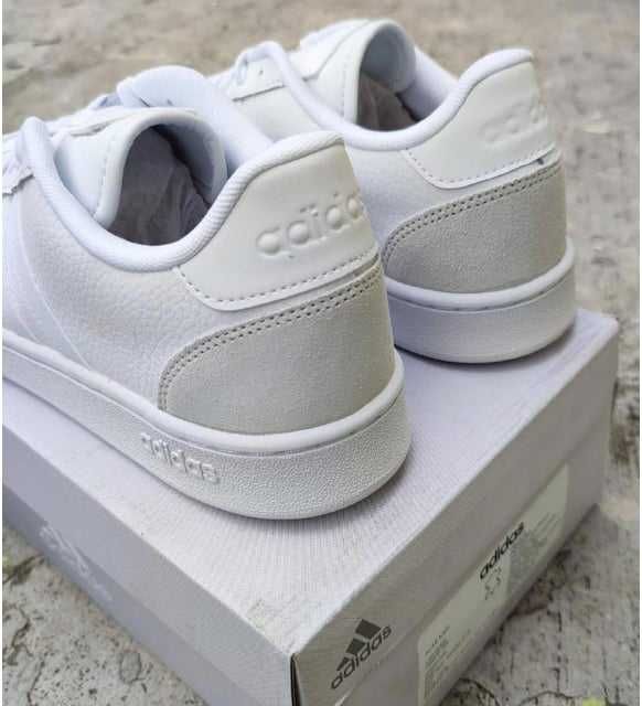 Мъжки маратонки  ADIDAS GRAND COURT SE  Оригинални   EU40 - 46 2/3