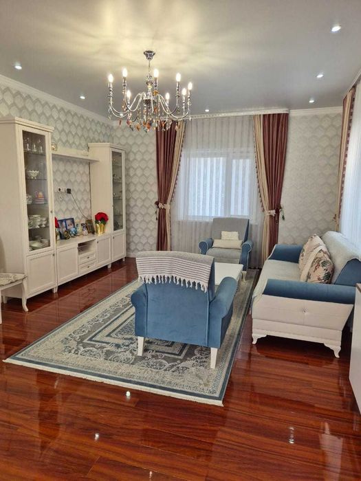 Дом с ,Мичуринское