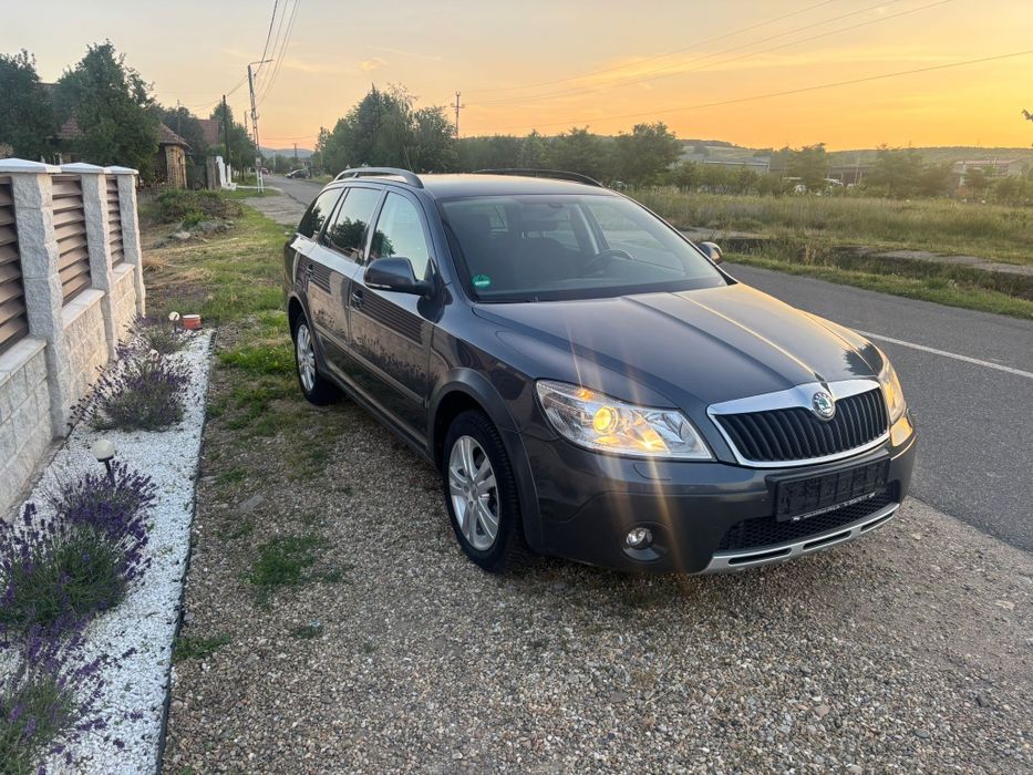 Vând Skoda Octavia Scout 4x4 Euro 5 ! 2.0 Tdi