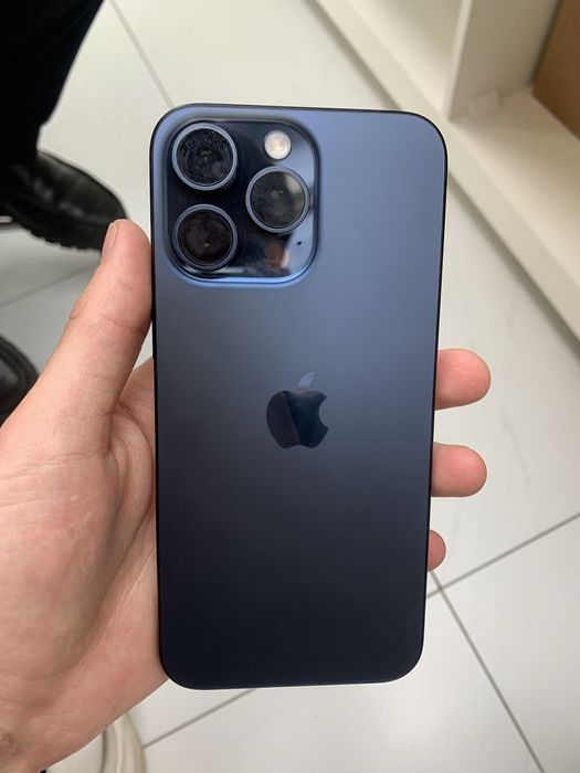 Продам Iphone 15 pro max 512