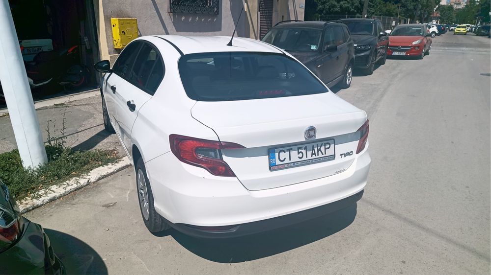 Vand Fiat Tipo cumparat de nou