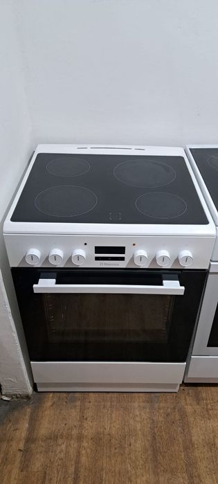 Плита стекло керамика Hansa