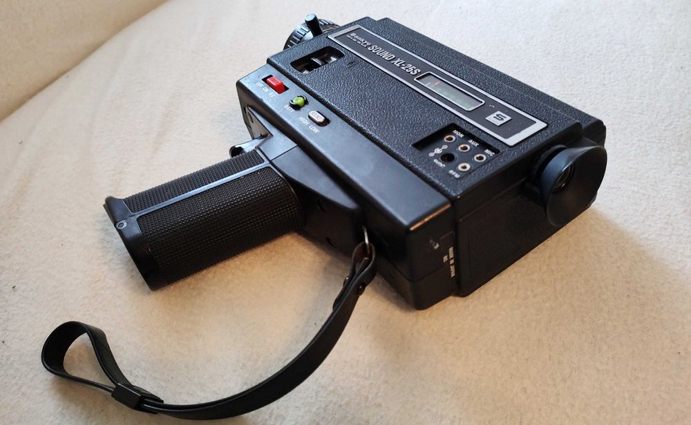 Camera video film 8 mm Sankyo Sound XL-25S din 1975 Japonia colectie