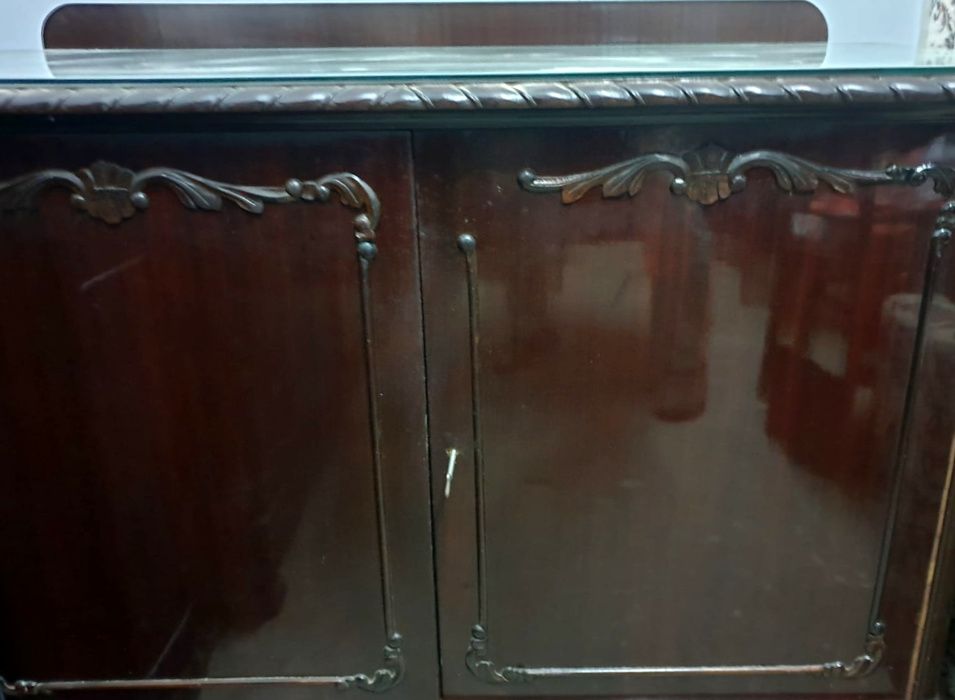 Set mobilier  pentru sufragerie