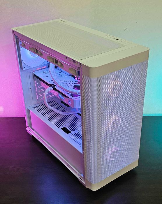 Ryzen 7-7800X3D/RTX 5070/RAM 32GB/SSD 1TB/Чисто Нов+Гаранция!