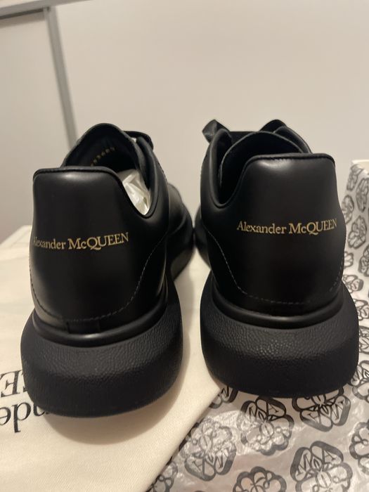 Adidasi alexander mcqueen noi cu eticheta