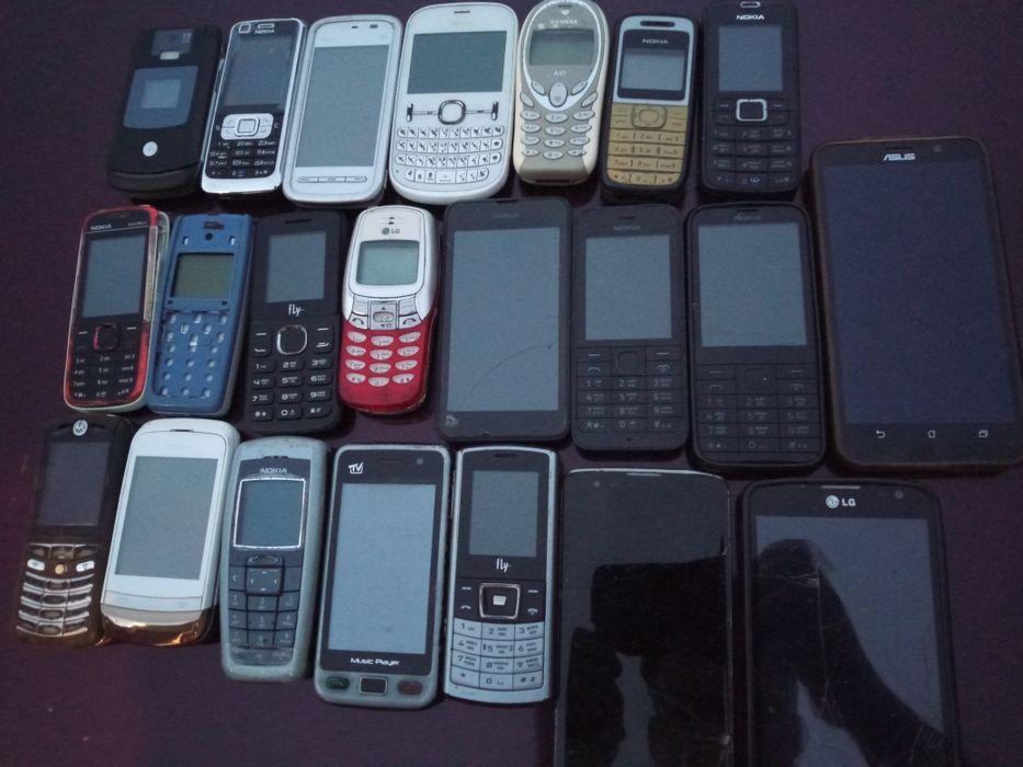 Корпуса телефонов