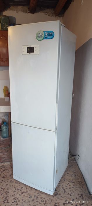 Холодильник LG no frost.
