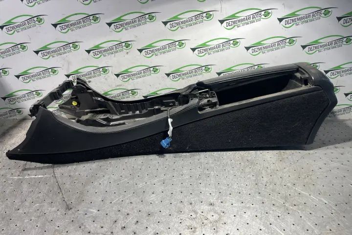 Consola centrala A 105852206C Mercedes-Benz E-Class