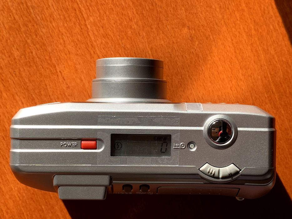 Чисто нов! Лентов Фотоапарт Skina Zoom 60 Wide