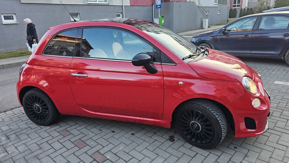 Fiat 500 Automat – Interior Piele Roșie – Look Abarth