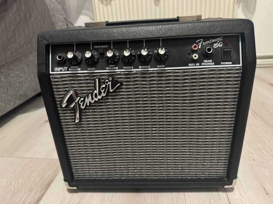Fender Frontman 15G – Stare Foarte Bună / Aproape Nou