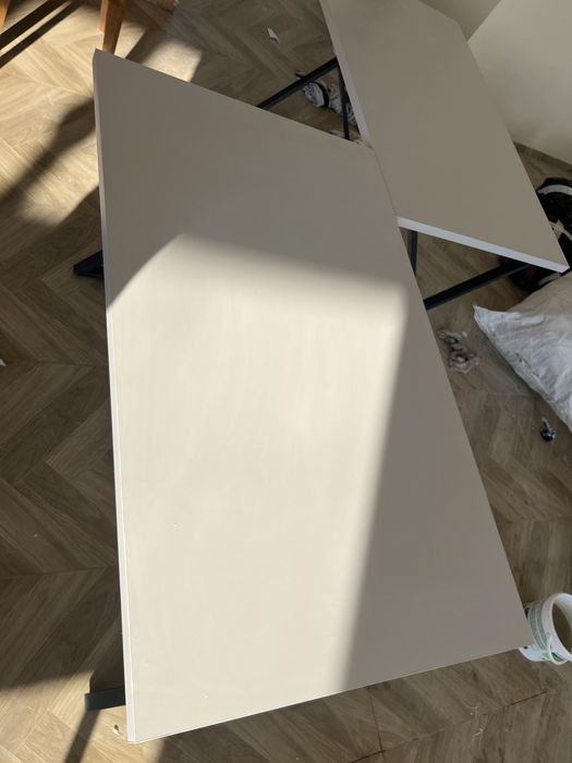 Продам новые столы