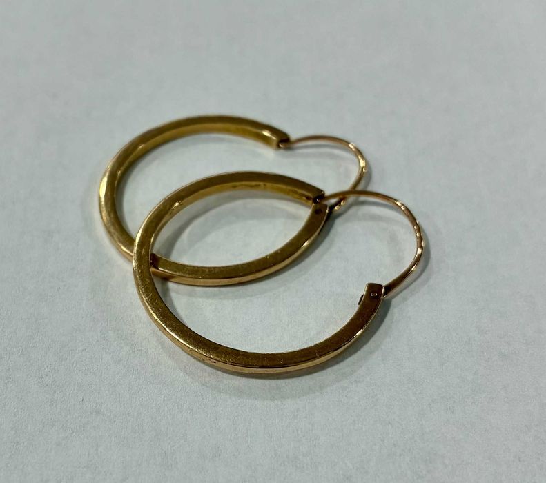 Продавам Златни обеци 3.8 грама 14 карата