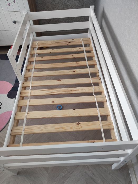 Продам детскую кровать