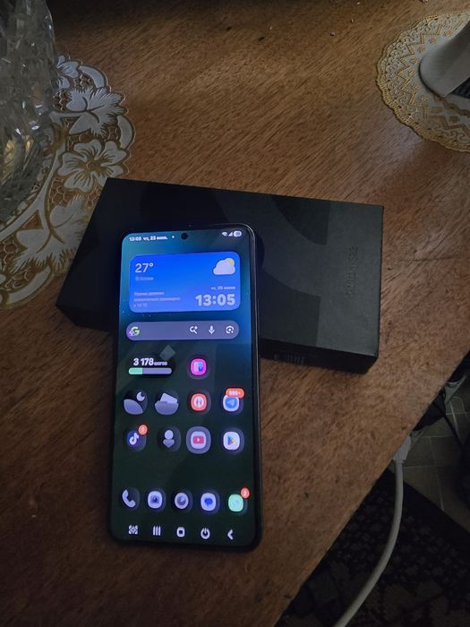 Продам телефон самсунг S 22
