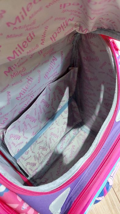 Продам ортопедический рюкзак для девочки