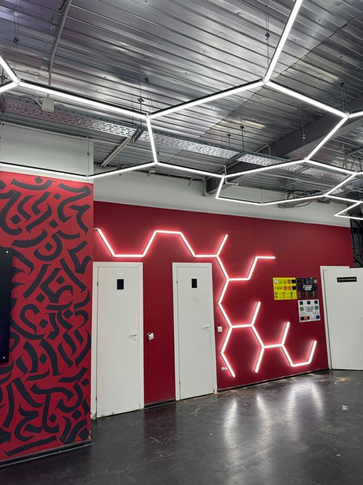 Освещение для детейлинг студий и гаражей