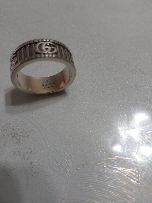 Продам кольцо серебро