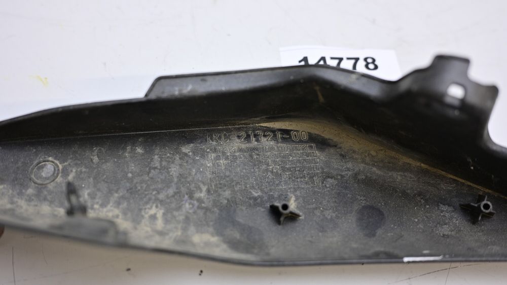 Carena Codita Spate Dreapta Yamaha MT09 2014 - 2016