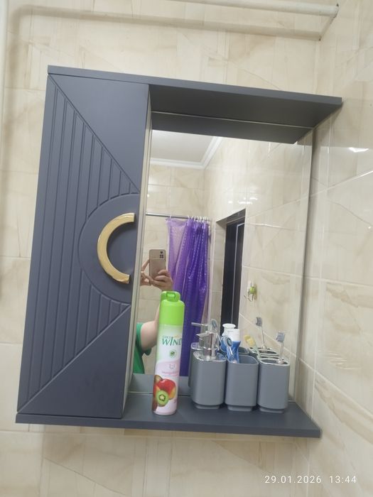 Шкаф с тумбой для ванной