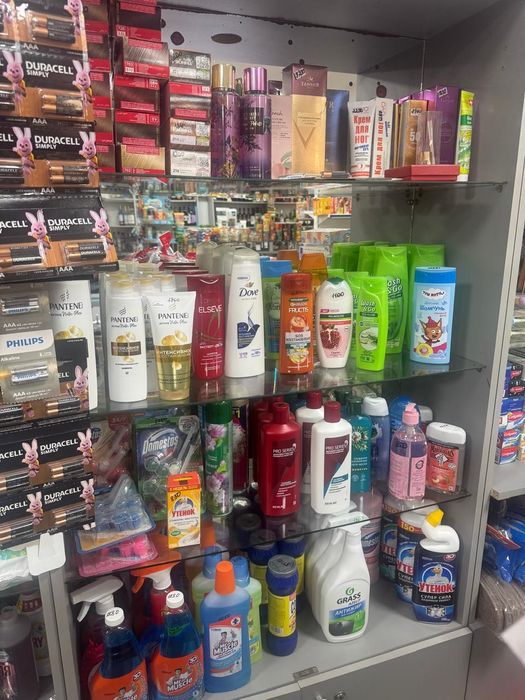Продам шкаф витрина