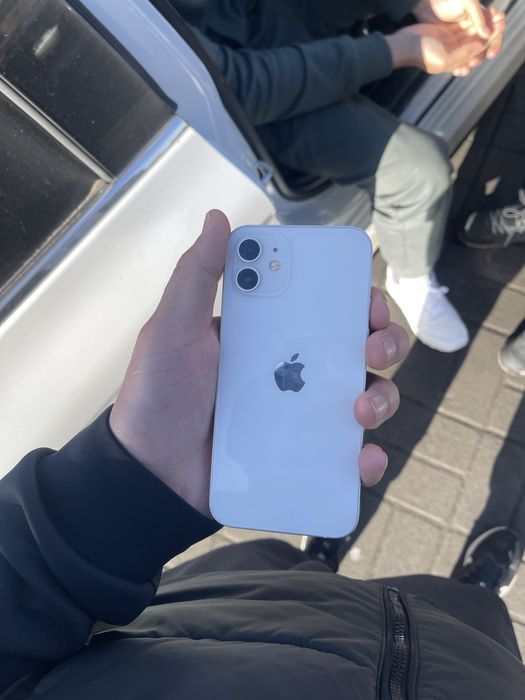 Iphone 12 126 гигабайт