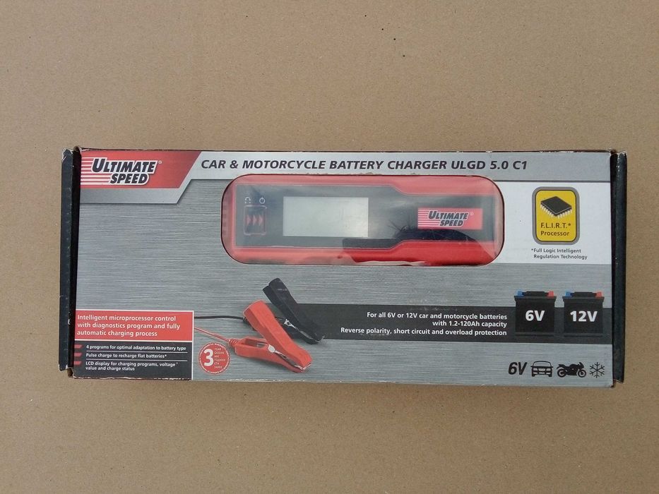 Incarcator/redrsor baterii auto & moto