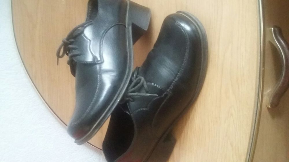 Туфли женс.38 размер.