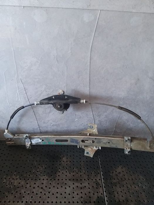 Macara manuala stanga fata hyundai i10 1 pa 824010x000