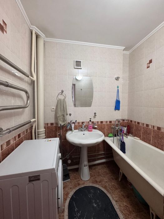 Продам 4-х комнатную квартиру