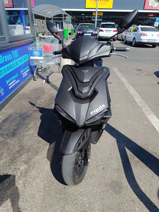 Vând,urgent, Scuter electric cu două viteze 25 și 50 la oră ,nou, nouț preț, 7000 roni