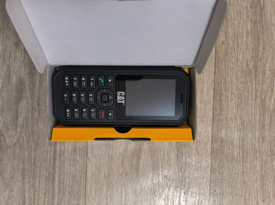 Телефон CAT новый