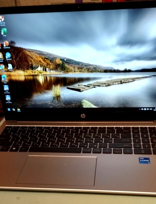 Hp noutbuk sotiladi