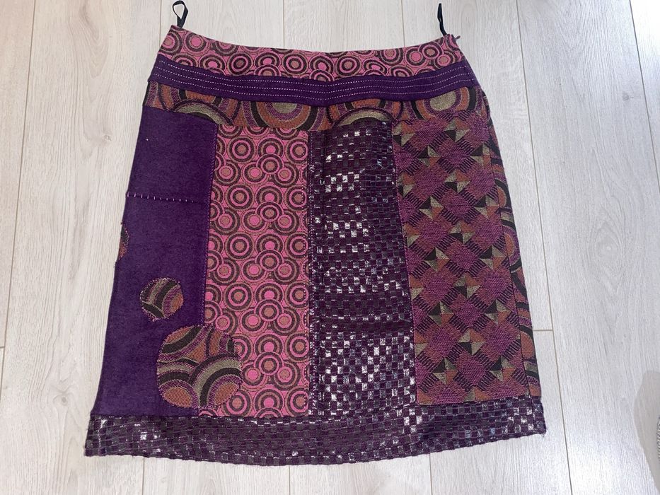 Fustite de lana, toamna/iarna , stare foarte buna