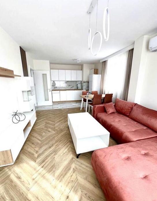 Дава се под наем Двустаен апартамент в Пловдив, Остромила - 65 кв.м за 500 € - Снимка #1