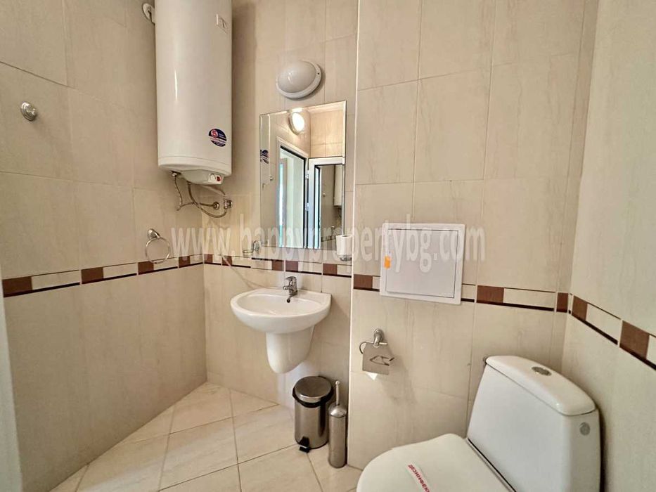 Продава се Двустаен апартамент в к.к. Слънчев бряг - 66 кв.м за 940 €/кв.м - Снимка #11