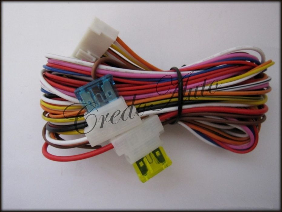 Промо!Автоаларма Octopus YK16. Две дистанонни+вдигане на стъкла+багаж.