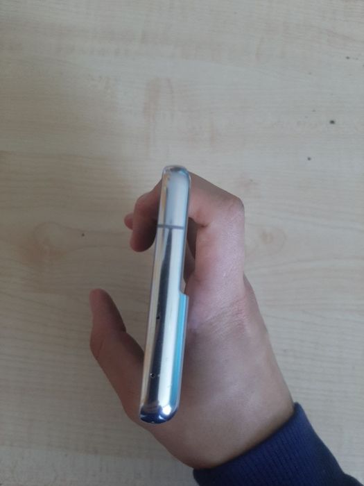 Продам Samsung S21 ultra