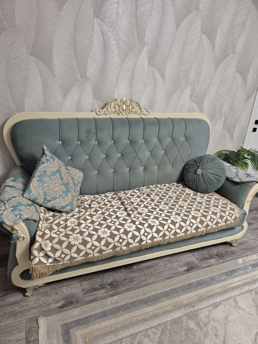 Продам 2 Дивана с креслам