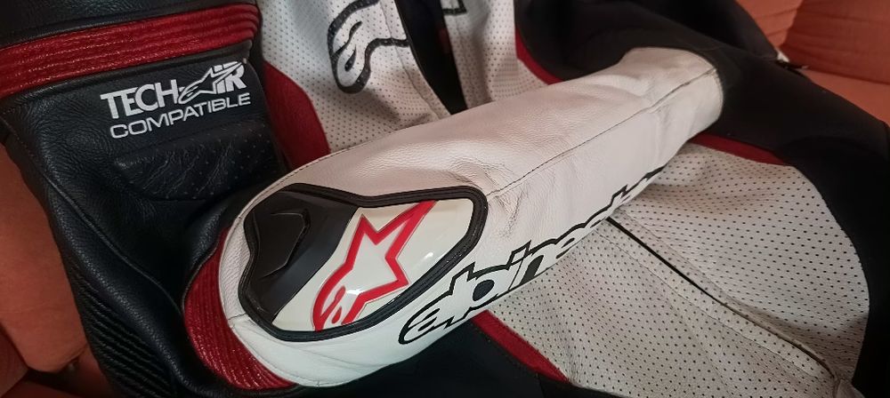 Цял екип Alpinestars