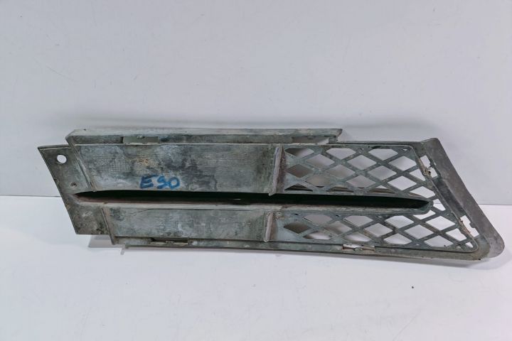 Grila bara  stanga 51117154551 BMW Seria 3 E90/E91/E92/E93