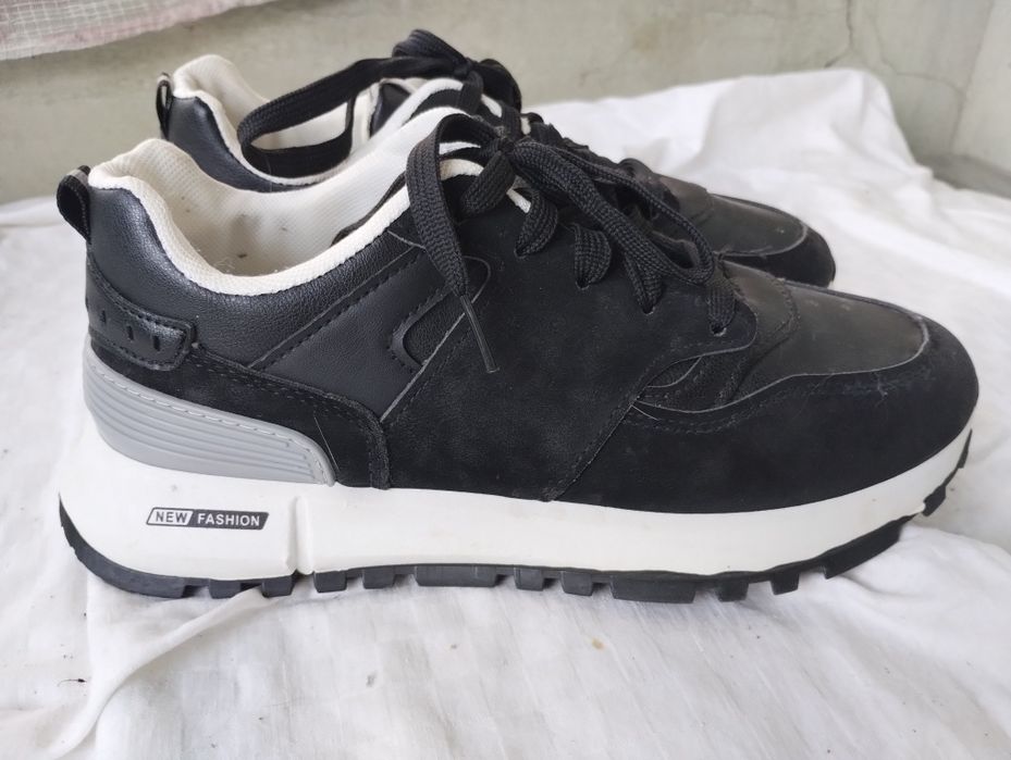 Adidași bărbați/unisex