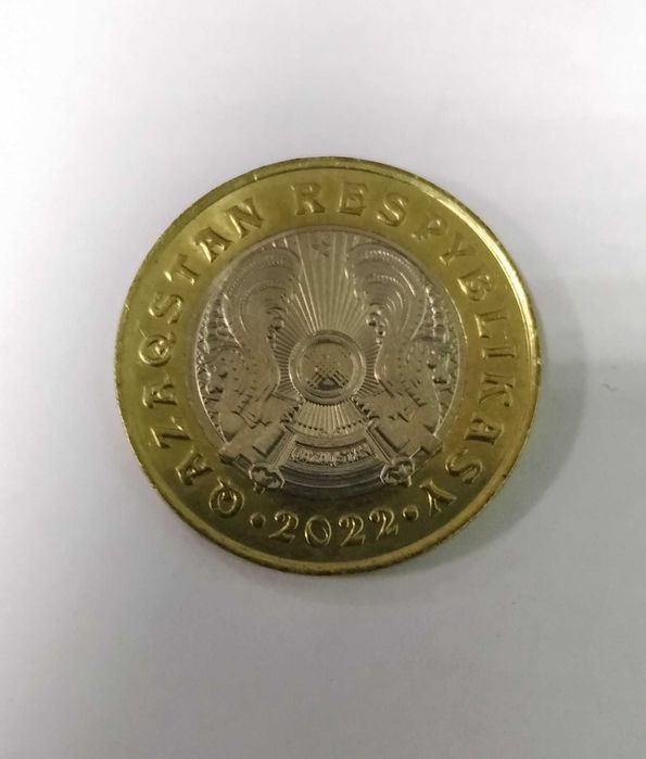 Монета Крылатый барс 100 тенге