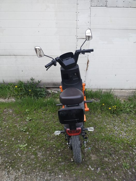 Электровелик электроскутер