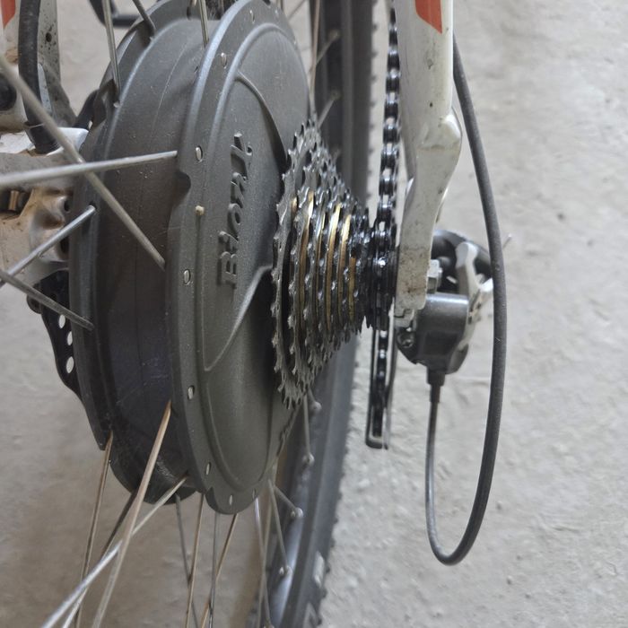 Bicicleta KTM E-bike E-race