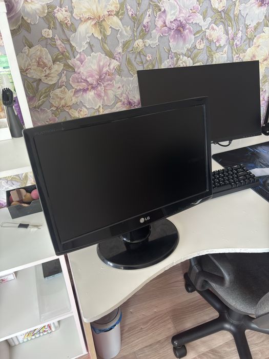 Монитор lg 60 hz