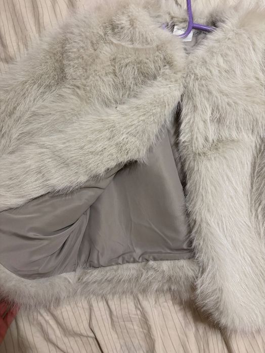 Яке с изкуствена козина/ Pull & Bear
