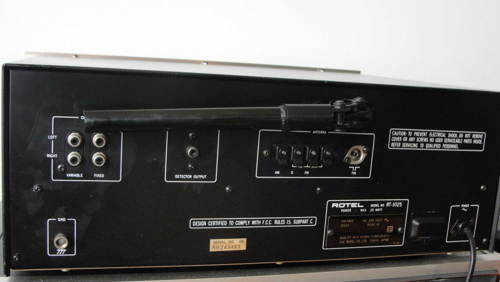 Tuner ROTEL RT 1025  Made in Japan vs Pioneer  Kenwood Sansui