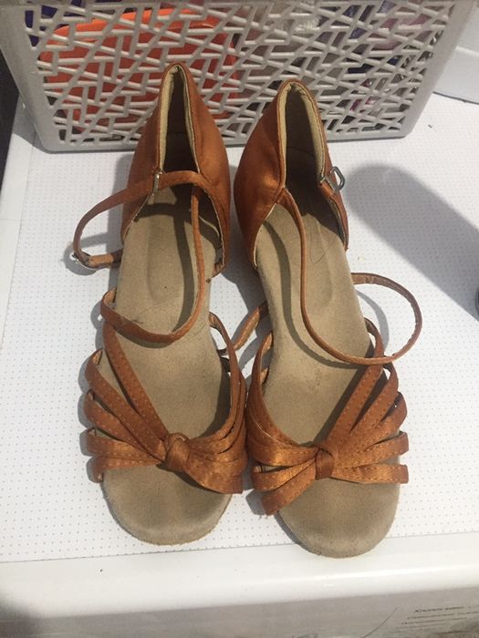 Туфли для танцев